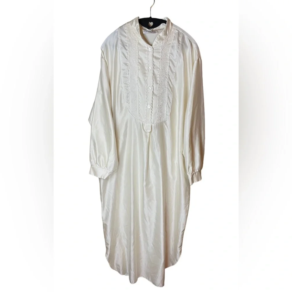 Christian Dior Vintage Long Ivory Nightgown Long Sleeve Lace Detail Size‎ Medium
